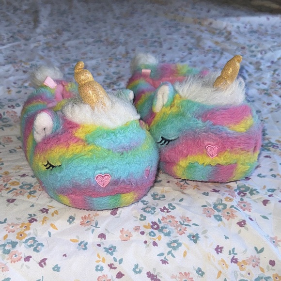 wonder nation Other - wonder nation Multicolor Rainbow Unicorn Plush Slippers with Gold Horns
